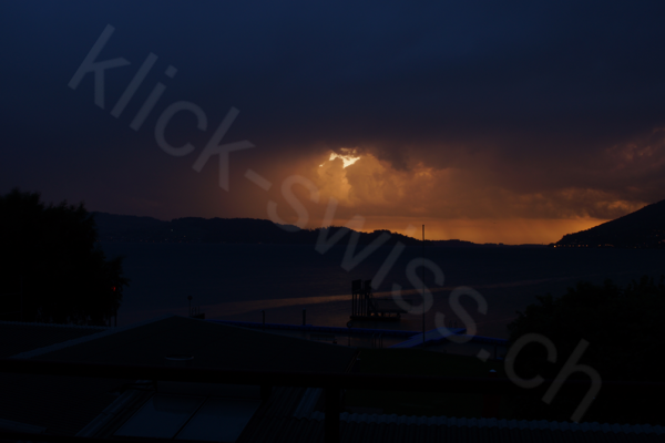 Sonnenuntergang am Zugersee in Arth