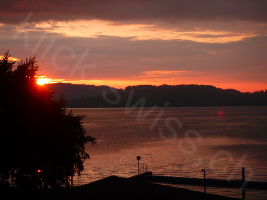 Sonnenuntergang am Zugersee in Arth